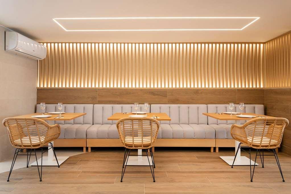 Halley Hotel & Apartments Affiliated By Melia Benidorm Restaurant foto